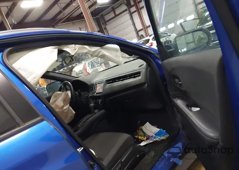 2022 Honda Hr-V Awd Sport z USA, uszkodzony, nr VIN 3CZRU6H15NM709808